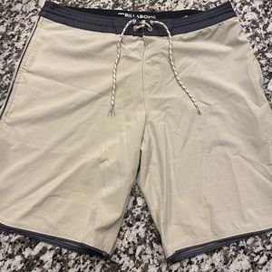 Men’s Billabong swim shorts